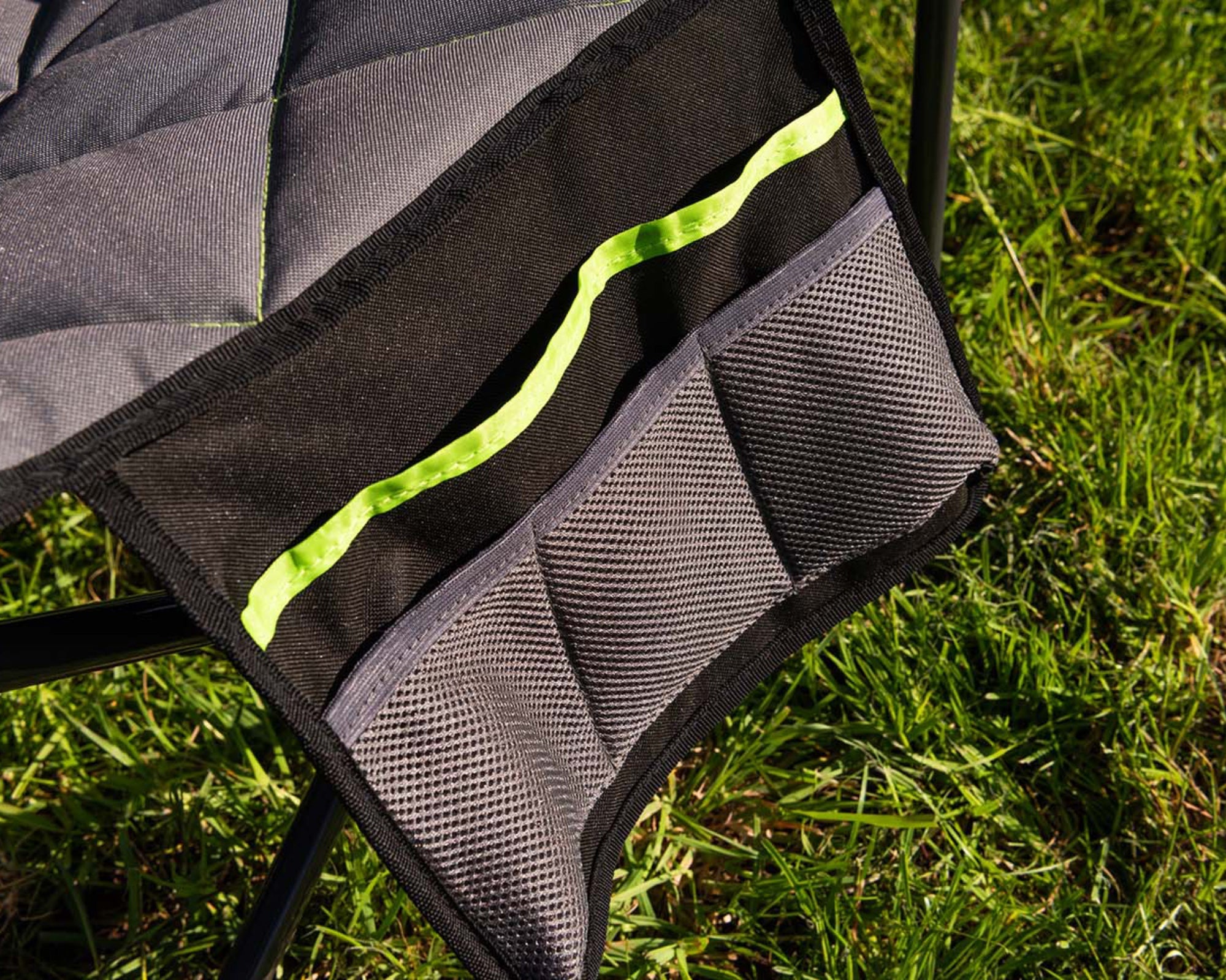 Club Lounge Quad Fold Camp Chair
