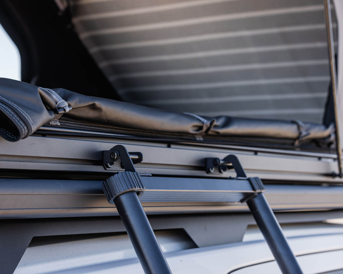 Orion 1200 - Lightweight Hardshell Rooftop Tent
