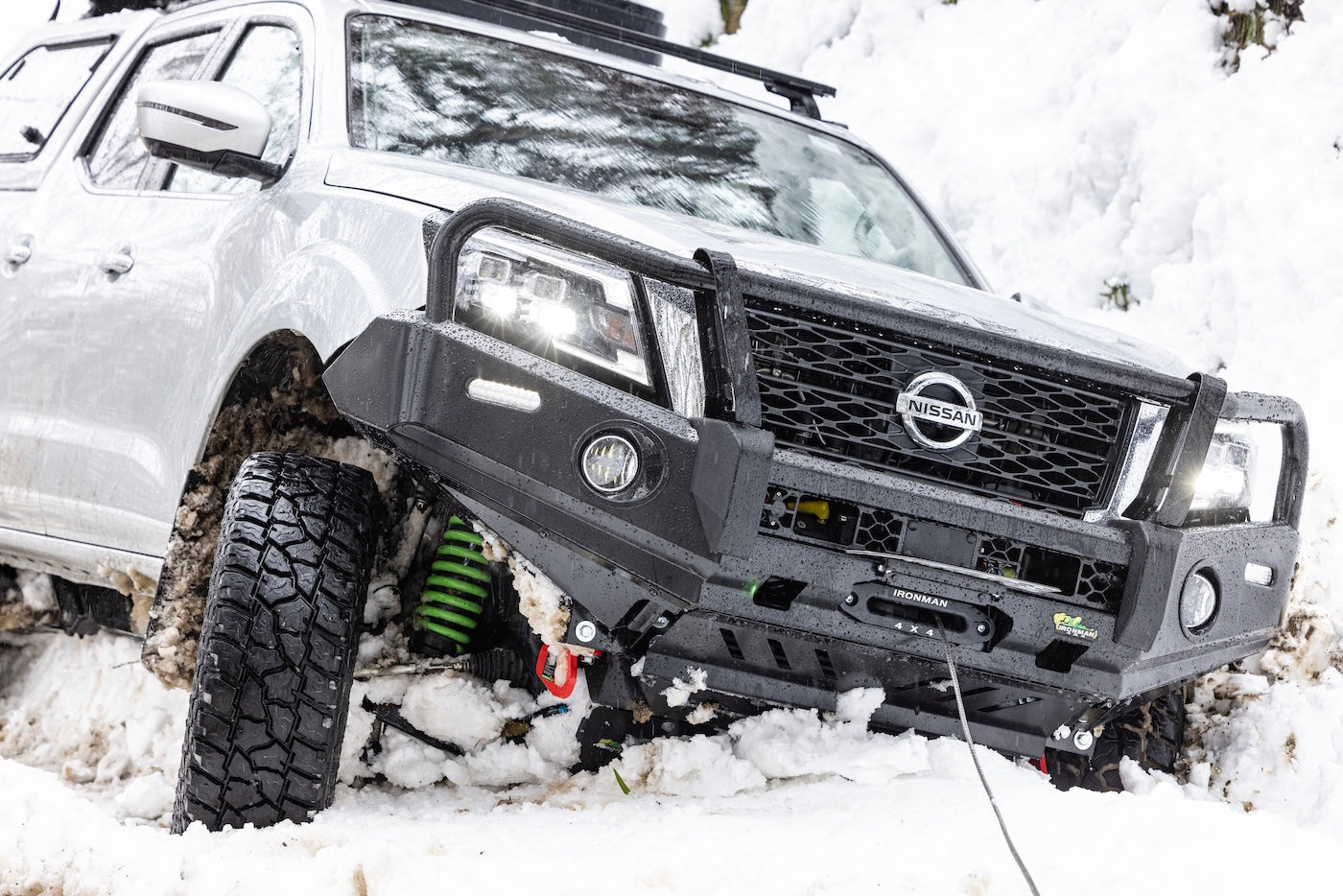 Frontier 9,500lb Synthetic Winch