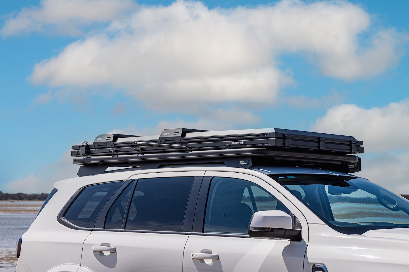 Orion 1200 - Lightweight Hardshell Rooftop Tent